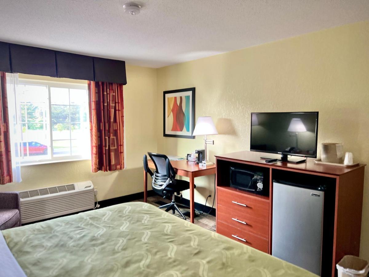 Quality Inn & Suites Wisconsin Dells Downtown - Waterparks Area Εξωτερικό φωτογραφία