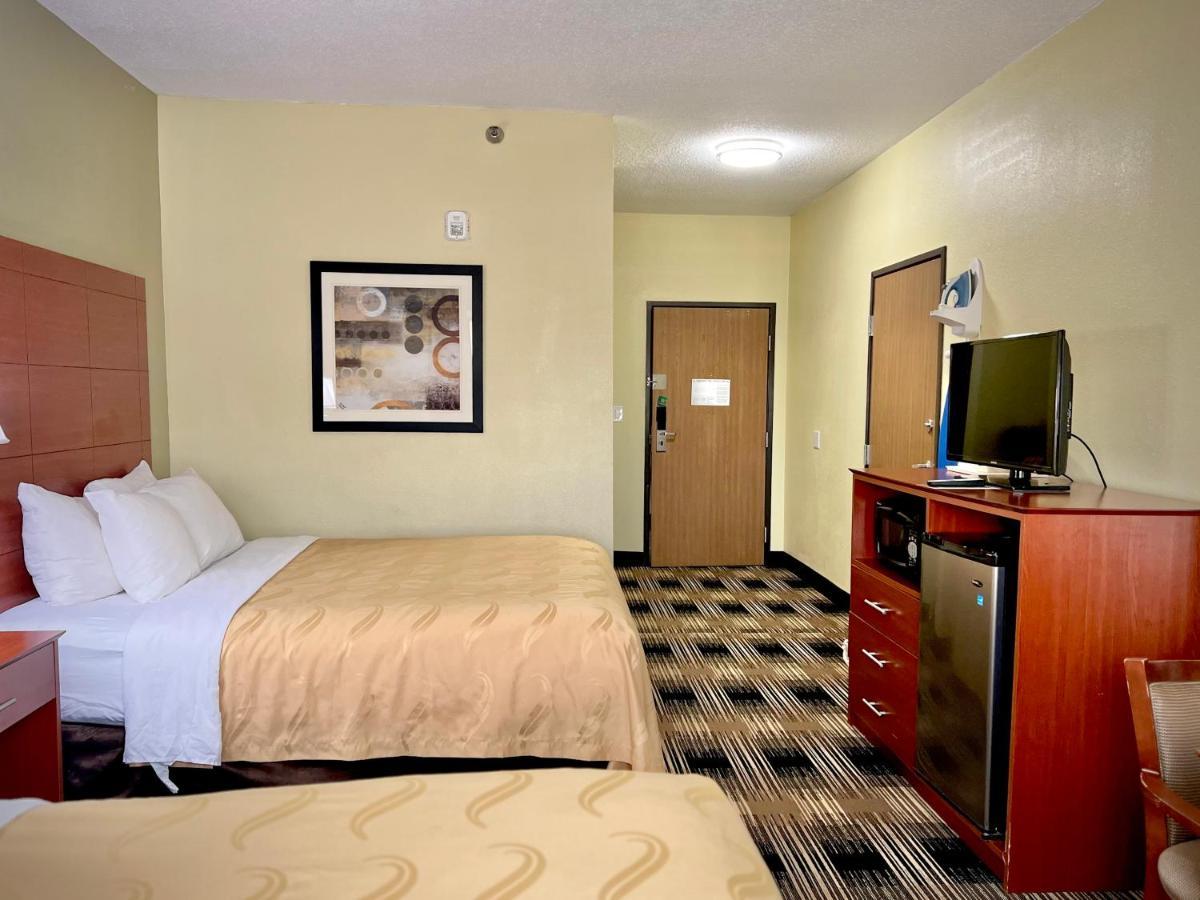 Quality Inn & Suites Wisconsin Dells Downtown - Waterparks Area Εξωτερικό φωτογραφία
