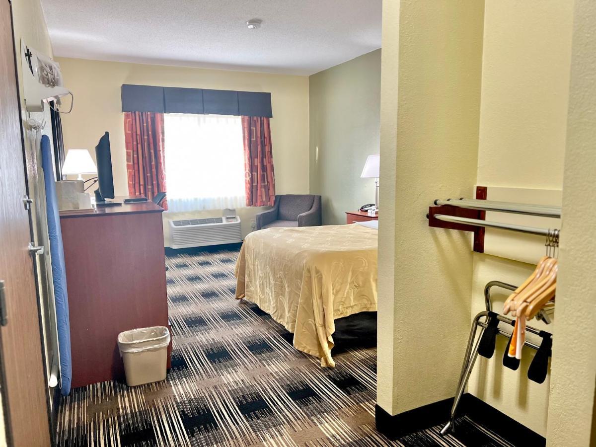 Quality Inn & Suites Wisconsin Dells Downtown - Waterparks Area Εξωτερικό φωτογραφία