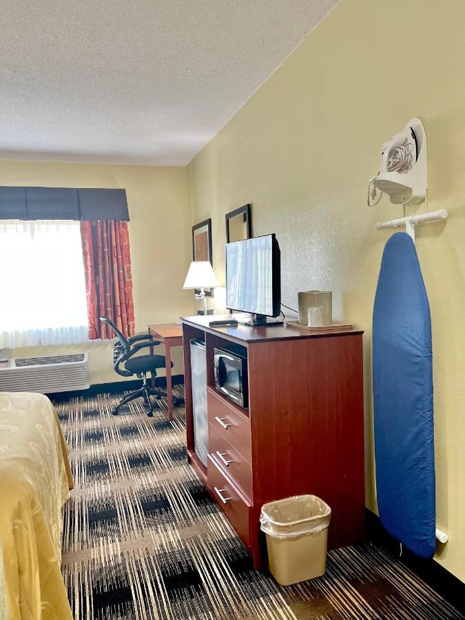 Quality Inn & Suites Wisconsin Dells Downtown - Waterparks Area Εξωτερικό φωτογραφία