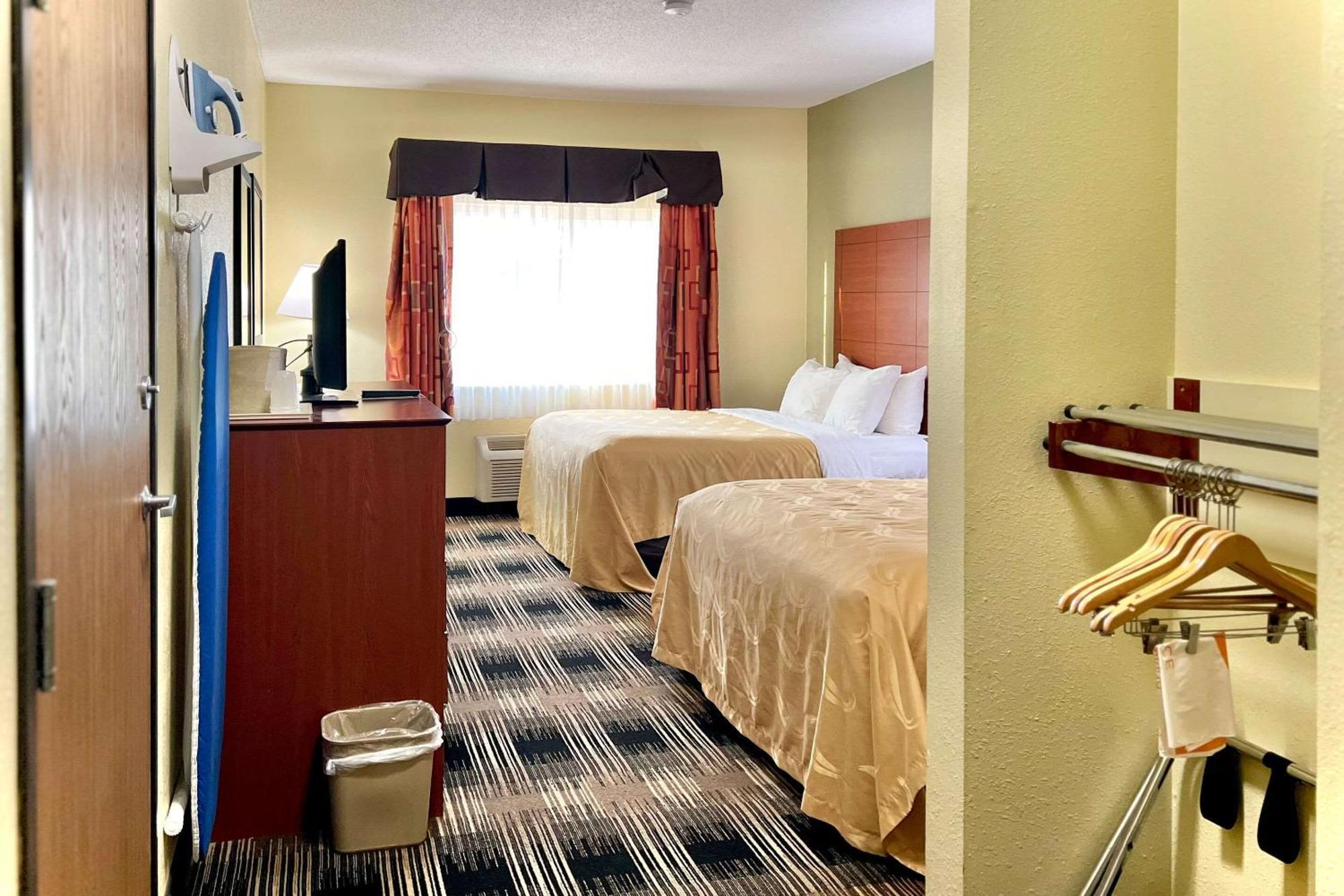 Quality Inn & Suites Wisconsin Dells Downtown - Waterparks Area Εξωτερικό φωτογραφία