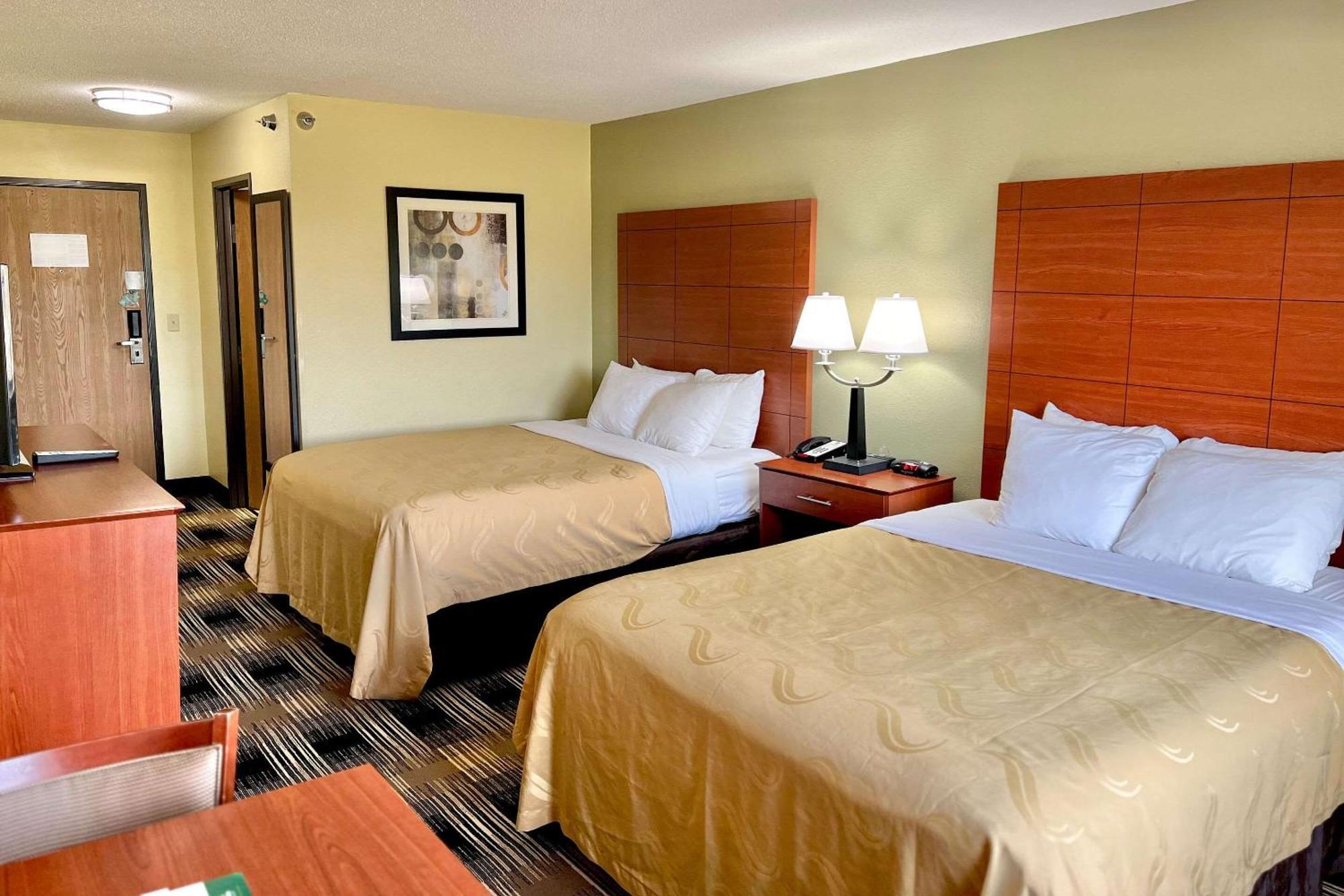Quality Inn & Suites Wisconsin Dells Downtown - Waterparks Area Εξωτερικό φωτογραφία