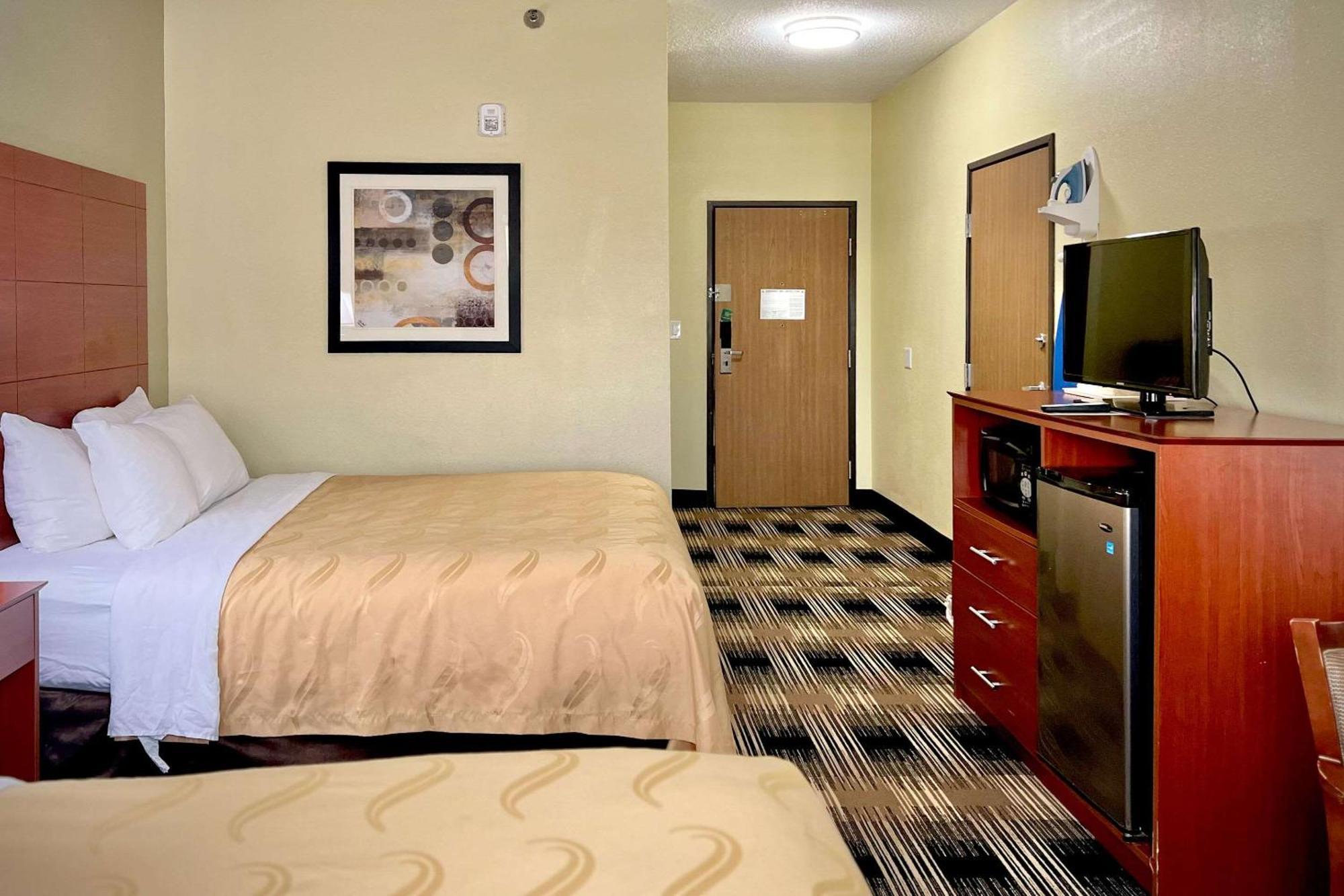 Quality Inn & Suites Wisconsin Dells Downtown - Waterparks Area Εξωτερικό φωτογραφία