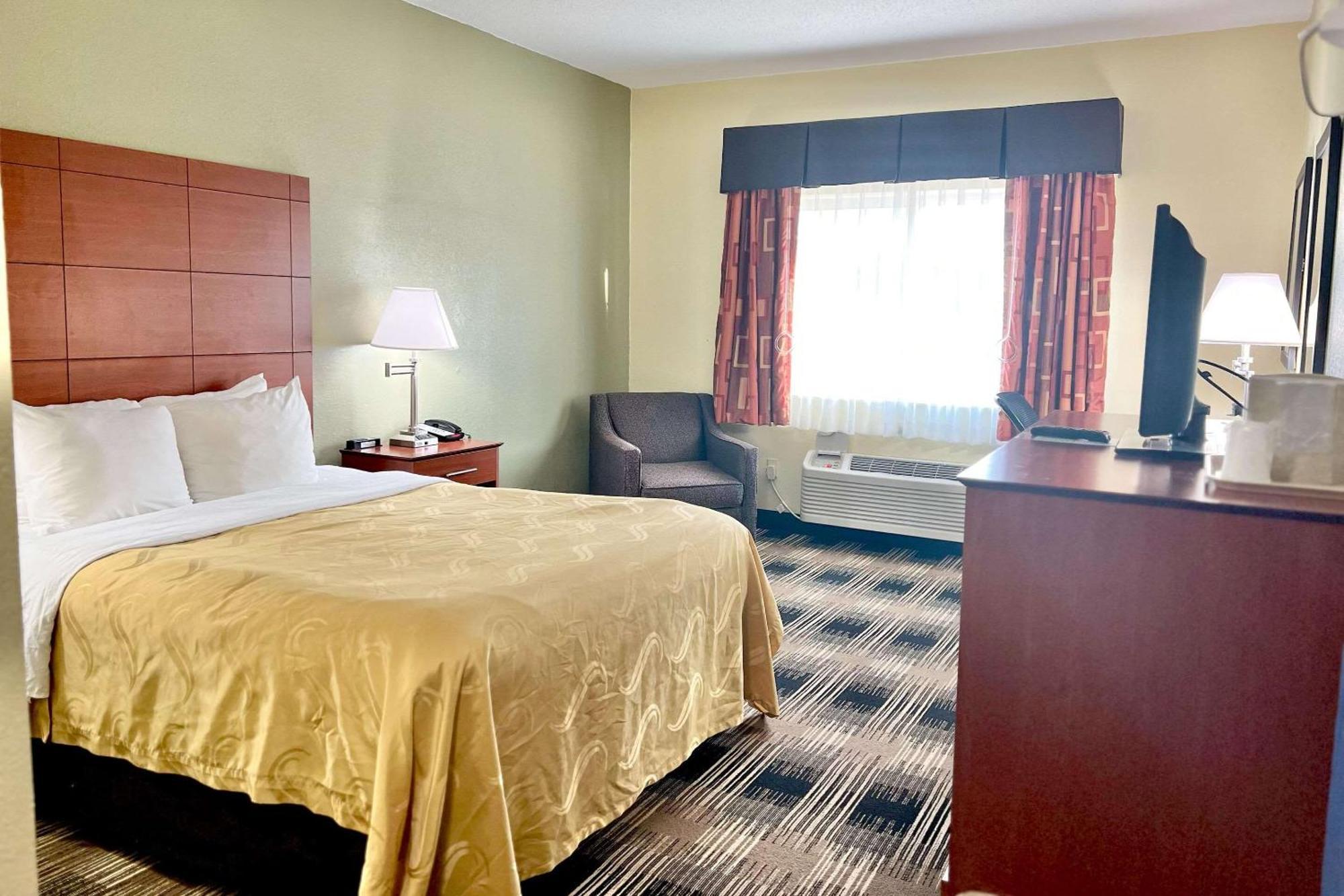 Quality Inn & Suites Wisconsin Dells Downtown - Waterparks Area Εξωτερικό φωτογραφία