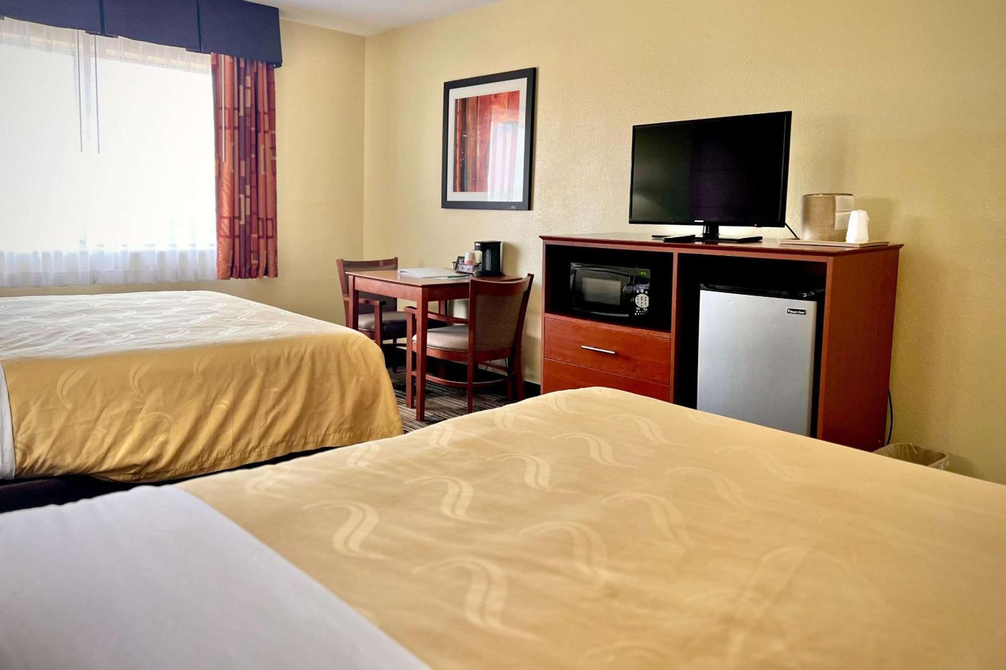 Quality Inn & Suites Wisconsin Dells Downtown - Waterparks Area Εξωτερικό φωτογραφία