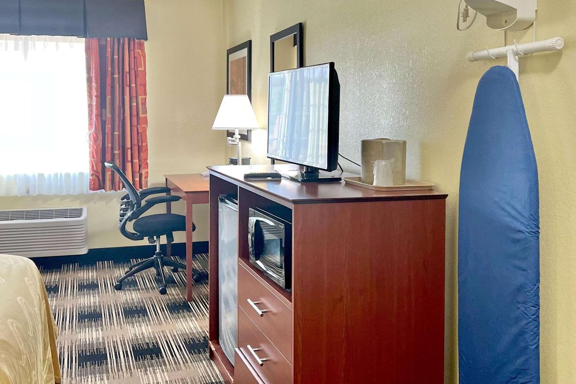 Quality Inn & Suites Wisconsin Dells Downtown - Waterparks Area Εξωτερικό φωτογραφία